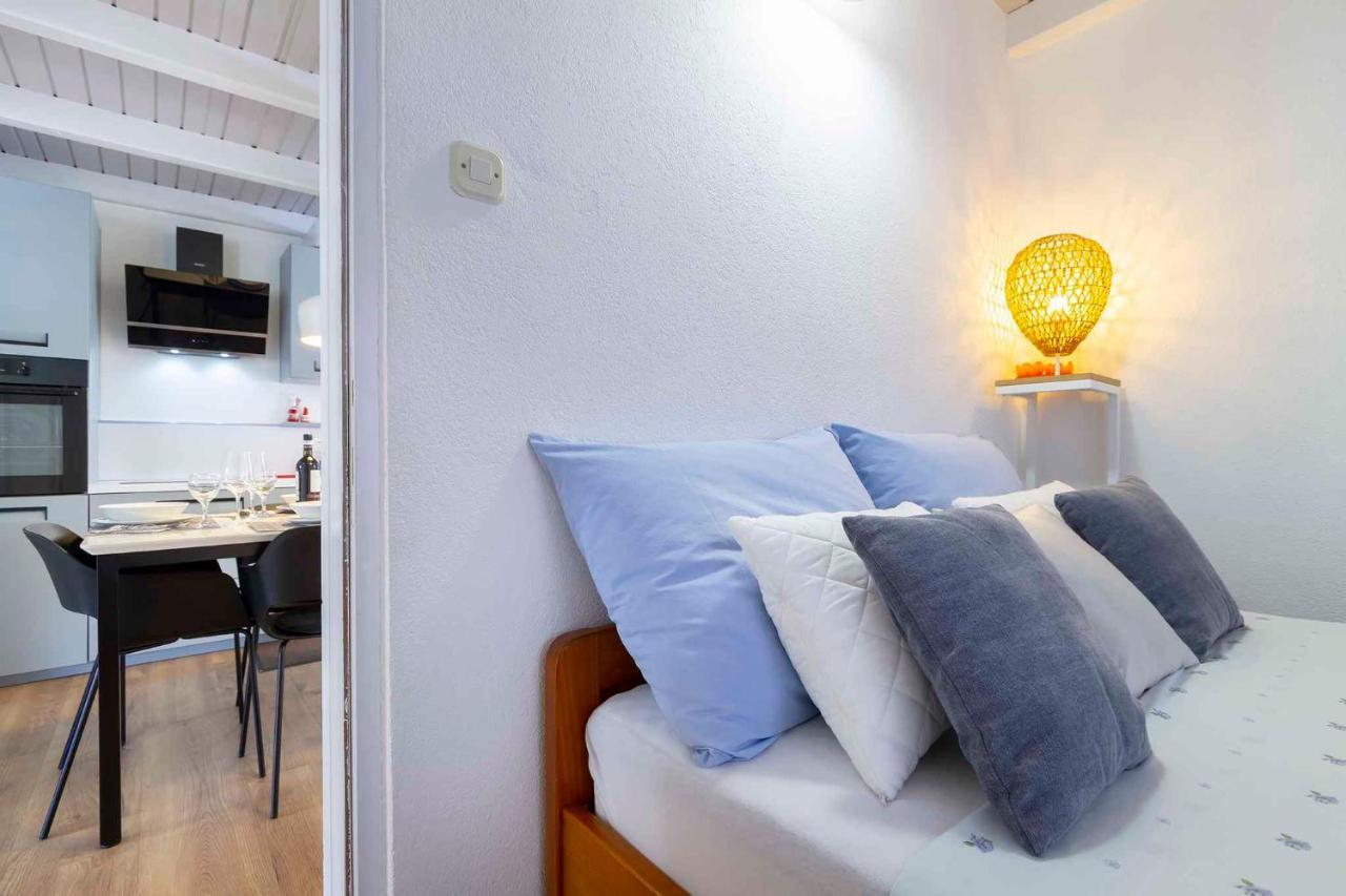 Apartments In Silo/Insel Krk 13443 Exterior photo